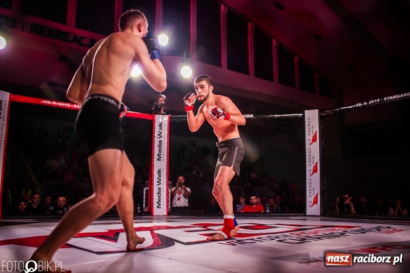 Zdjęcie w galerii na portalu naszraciborz.pl: Trzecia gala MMA w Raciborzu. Pełna Arena Rafako. Świetne walki [WIDEO i FOTO] wiadomości z regionu