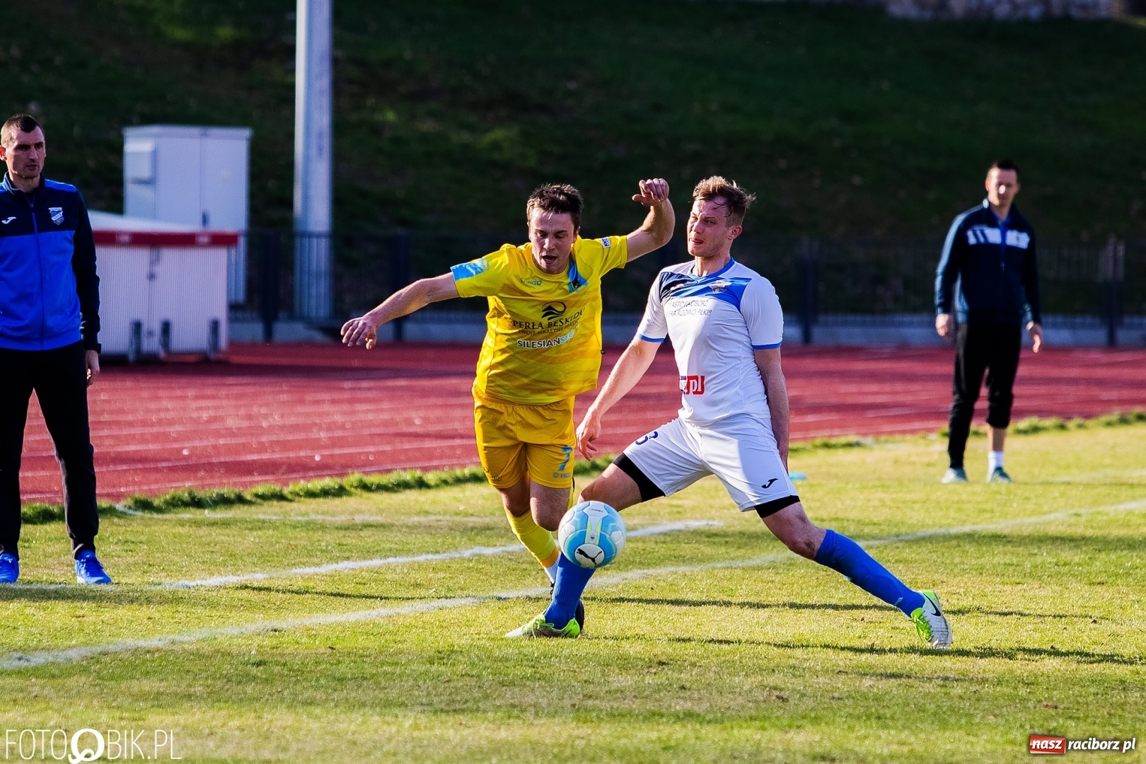 Zdjęcie w galerii na portalu naszraciborz.pl: Kuźnia z Ustronia zlała raciborską Unię wiadomości z regionu