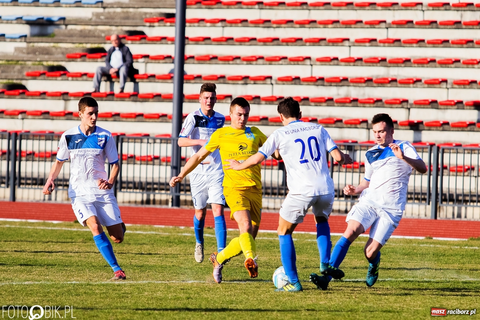 Zdjęcie w galerii na portalu naszraciborz.pl: Kuźnia z Ustronia zlała raciborską Unię wiadomości z regionu