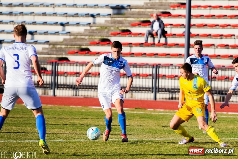 Zdjęcie w galerii na portalu naszraciborz.pl: Kuźnia z Ustronia zlała raciborską Unię wiadomości z regionu