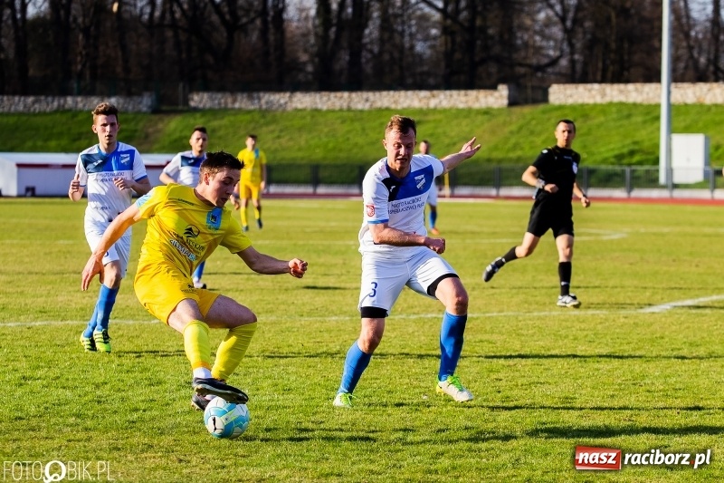 Zdjęcie w galerii na portalu naszraciborz.pl: Kuźnia z Ustronia zlała raciborską Unię wiadomości z regionu