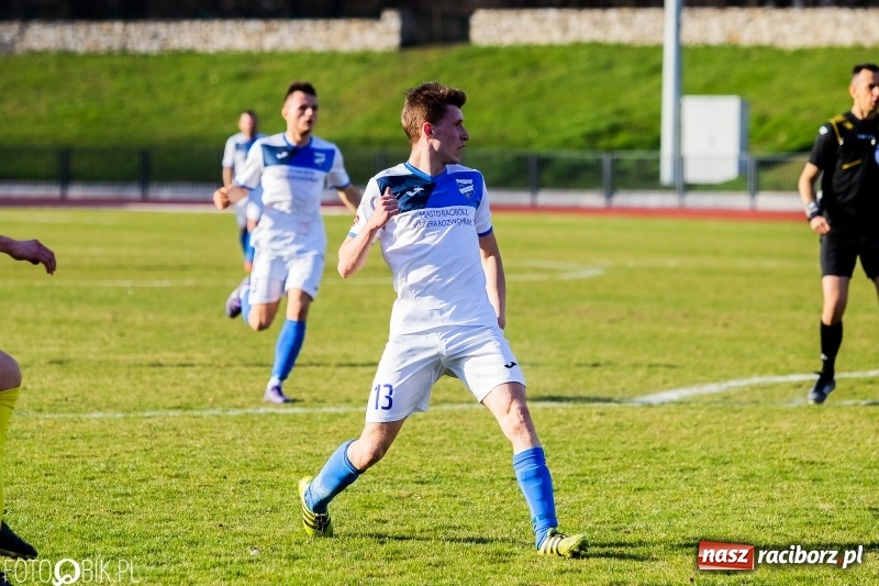 Zdjęcie w galerii na portalu naszraciborz.pl: Kuźnia z Ustronia zlała raciborską Unię wiadomości z regionu