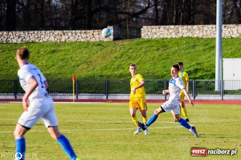 Zdjęcie w galerii na portalu naszraciborz.pl: Kuźnia z Ustronia zlała raciborską Unię wiadomości z regionu