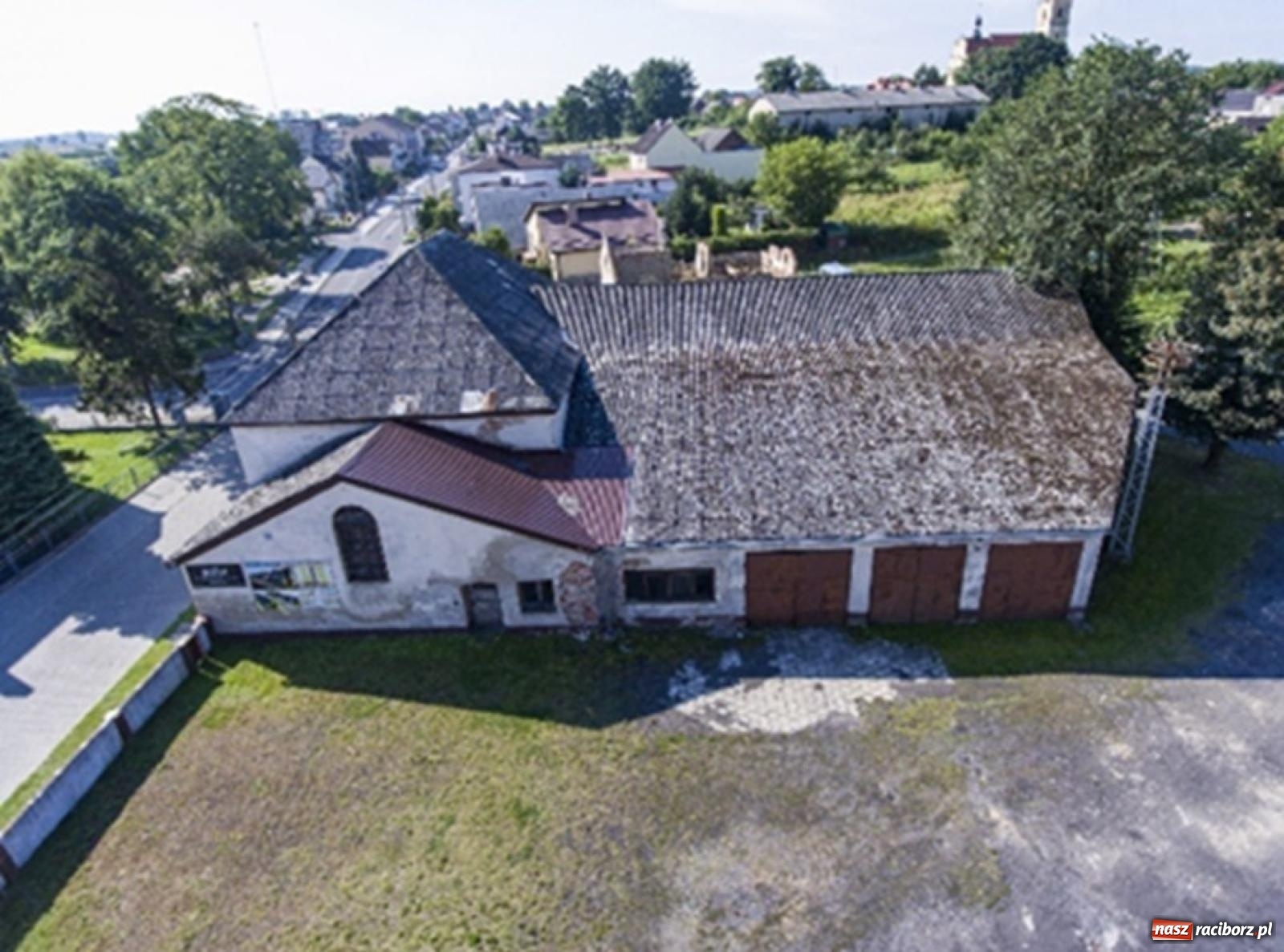 Zdjęcie w galerii na portalu naszraciborz.pl: Tworków walczy o prestiżową nagrodę. Była roszarnia w finale ogólnopolskiego konkursu wiadomości z regionu