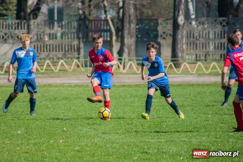 Zdjęcie w galerii na portalu naszraciborz.pl: Trampkarze Unii nie zdobyli Częstochowy wiadomości z regionu