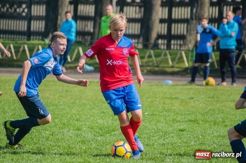 Zdjęcie w galerii na portalu naszraciborz.pl: Trampkarze Unii nie zdobyli Częstochowy wiadomości z regionu