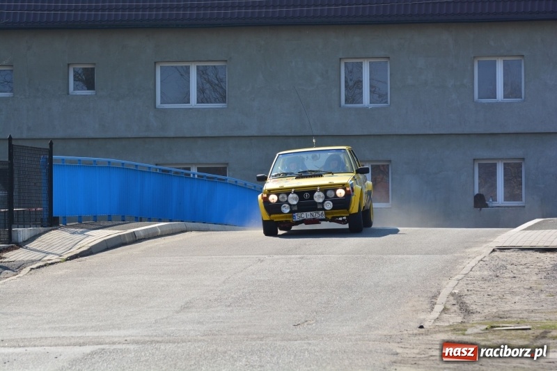 Zdjęcie w galerii na portalu naszraciborz.pl: Sporo emocji i dachowanie na trasie Rajdu o Puchar Burmistrza Kuźni Racborskiej  wiadomości z regionu