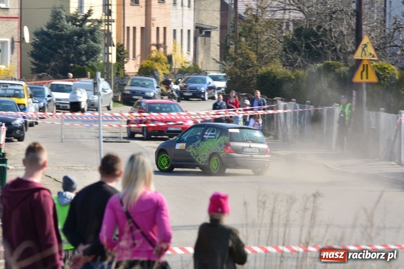 Zdjęcie w galerii na portalu naszraciborz.pl: Sporo emocji i dachowanie na trasie Rajdu o Puchar Burmistrza Kuźni Racborskiej  wiadomości z regionu