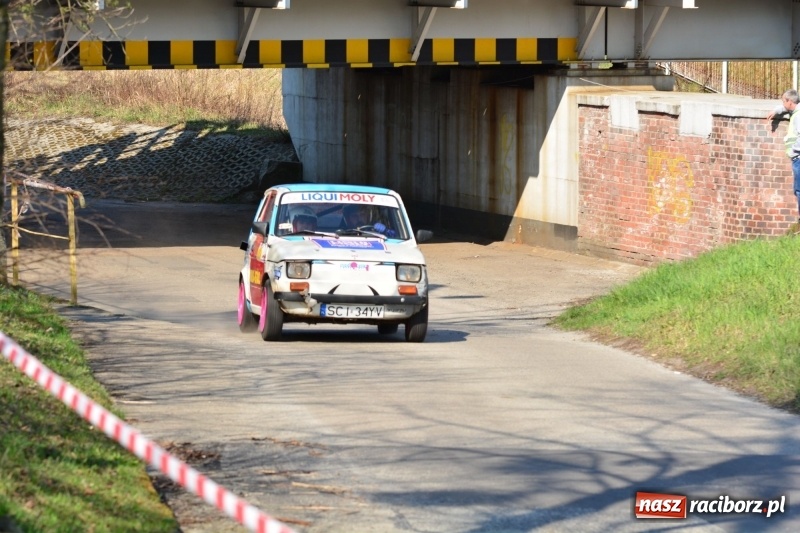 Zdjęcie w galerii na portalu naszraciborz.pl: Sporo emocji i dachowanie na trasie Rajdu o Puchar Burmistrza Kuźni Racborskiej  wiadomości z regionu
