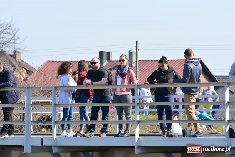 Zdjęcie w galerii na portalu naszraciborz.pl: Sporo emocji i dachowanie na trasie Rajdu o Puchar Burmistrza Kuźni Racborskiej  wiadomości z regionu