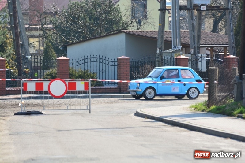 Zdjęcie w galerii na portalu naszraciborz.pl: Sporo emocji i dachowanie na trasie Rajdu o Puchar Burmistrza Kuźni Racborskiej  wiadomości z regionu