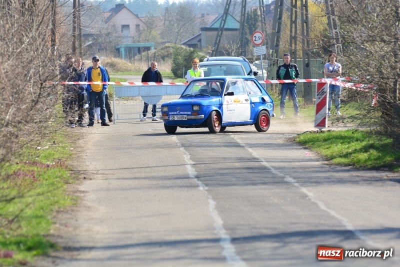 Zdjęcie w galerii na portalu naszraciborz.pl: Sporo emocji i dachowanie na trasie Rajdu o Puchar Burmistrza Kuźni Racborskiej  wiadomości z regionu