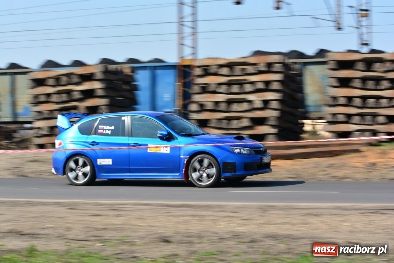 Zdjęcie w galerii na portalu naszraciborz.pl: Sporo emocji i dachowanie na trasie Rajdu o Puchar Burmistrza Kuźni Racborskiej  wiadomości z regionu