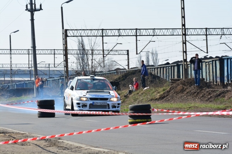 Zdjęcie w galerii na portalu naszraciborz.pl: Sporo emocji i dachowanie na trasie Rajdu o Puchar Burmistrza Kuźni Racborskiej  wiadomości z regionu