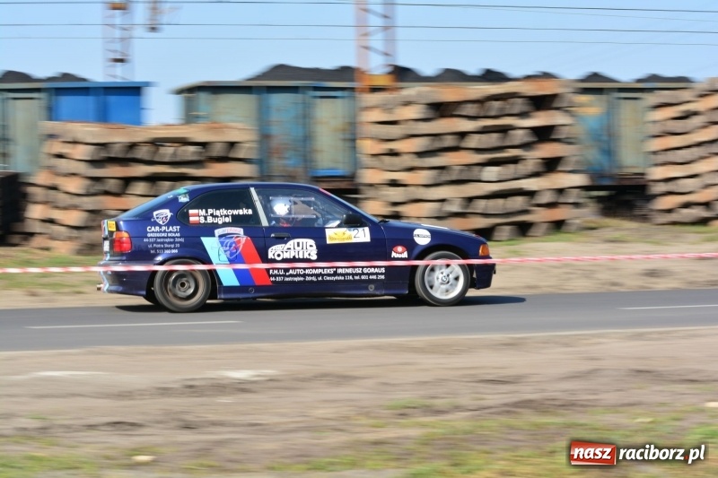 Zdjęcie w galerii na portalu naszraciborz.pl: Sporo emocji i dachowanie na trasie Rajdu o Puchar Burmistrza Kuźni Racborskiej  wiadomości z regionu