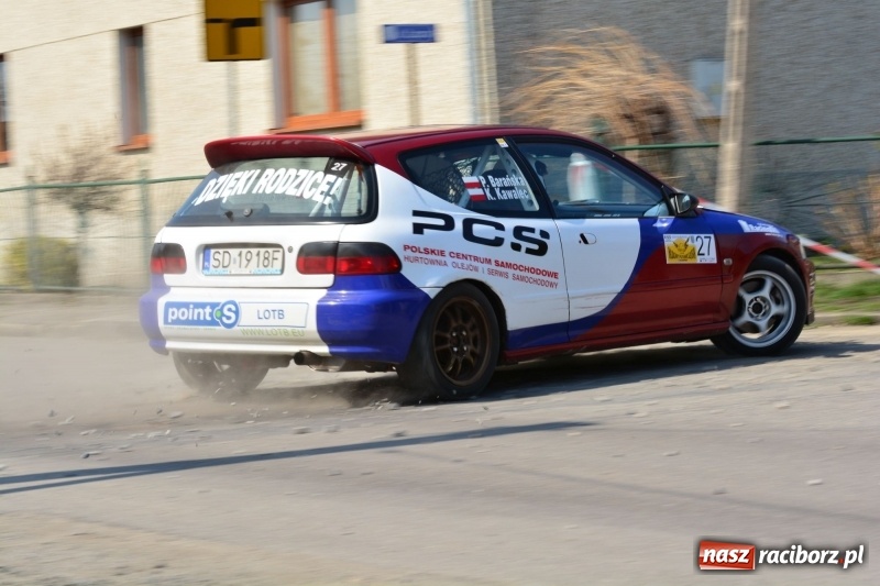 Zdjęcie w galerii na portalu naszraciborz.pl: Sporo emocji i dachowanie na trasie Rajdu o Puchar Burmistrza Kuźni Racborskiej  wiadomości z regionu