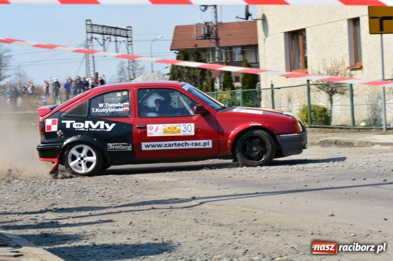 Zdjęcie w galerii na portalu naszraciborz.pl: Sporo emocji i dachowanie na trasie Rajdu o Puchar Burmistrza Kuźni Racborskiej  wiadomości z regionu