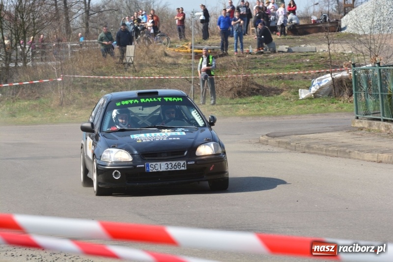 Zdjęcie w galerii na portalu naszraciborz.pl: Sporo emocji i dachowanie na trasie Rajdu o Puchar Burmistrza Kuźni Racborskiej  wiadomości z regionu