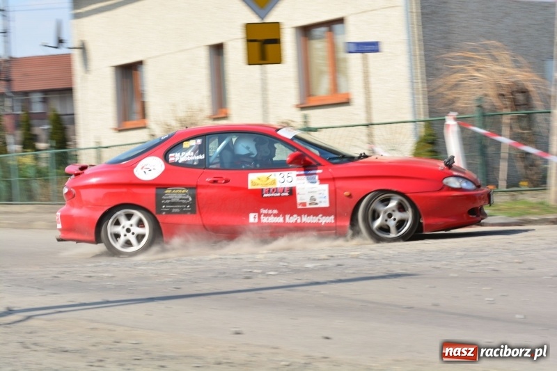 Zdjęcie w galerii na portalu naszraciborz.pl: Sporo emocji i dachowanie na trasie Rajdu o Puchar Burmistrza Kuźni Racborskiej  wiadomości z regionu