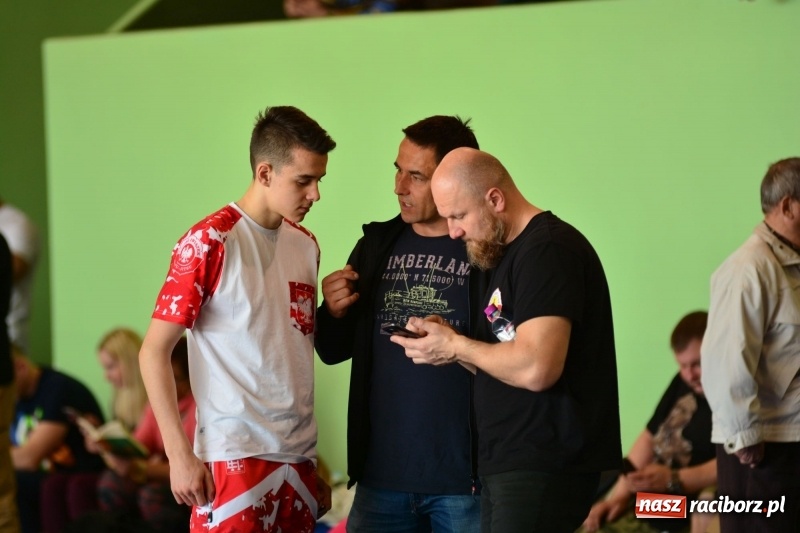 Zdjęcie w galerii na portalu naszraciborz.pl: Ju-Jitsu sportowe królowało dziś w Kuźni Raciborskiej wiadomości z regionu