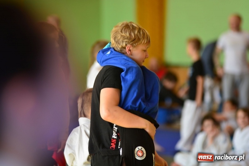 Zdjęcie w galerii na portalu naszraciborz.pl: Ju-Jitsu sportowe królowało dziś w Kuźni Raciborskiej wiadomości z regionu