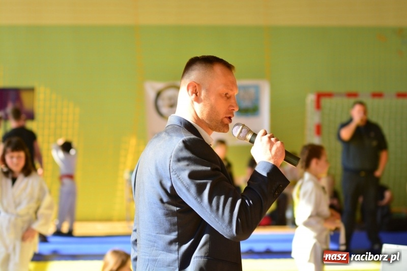 Zdjęcie w galerii na portalu naszraciborz.pl: Ju-Jitsu sportowe królowało dziś w Kuźni Raciborskiej wiadomości z regionu
