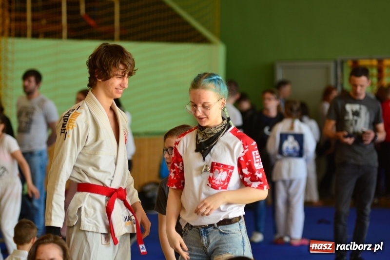 Zdjęcie w galerii na portalu naszraciborz.pl: Ju-Jitsu sportowe królowało dziś w Kuźni Raciborskiej wiadomości z regionu