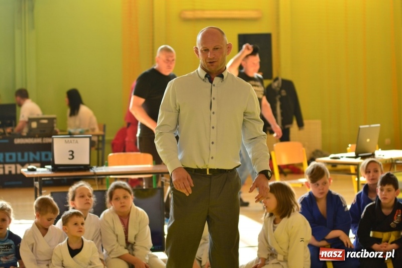 Zdjęcie w galerii na portalu naszraciborz.pl: Ju-Jitsu sportowe królowało dziś w Kuźni Raciborskiej wiadomości z regionu