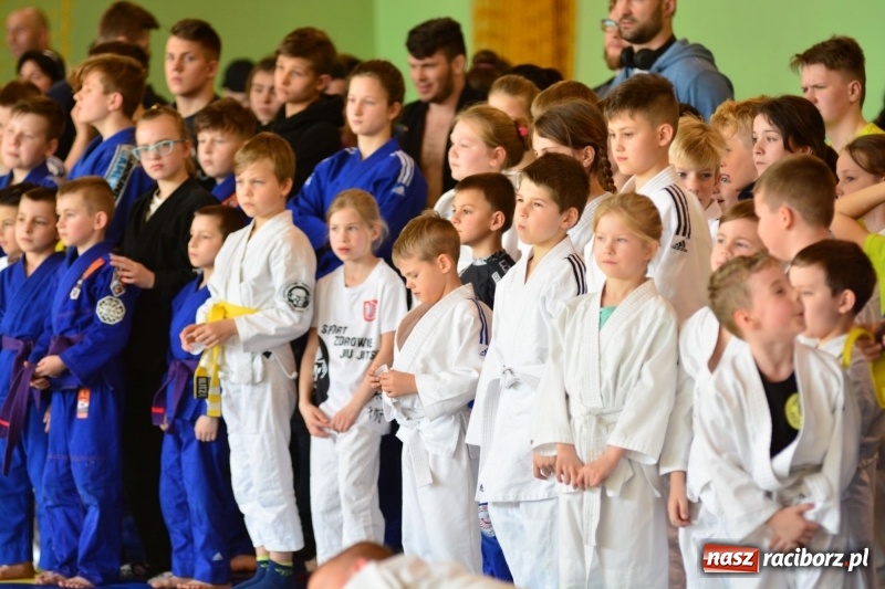 Zdjęcie w galerii na portalu naszraciborz.pl: Ju-Jitsu sportowe królowało dziś w Kuźni Raciborskiej wiadomości z regionu