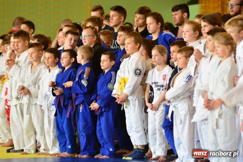 Zdjęcie w galerii na portalu naszraciborz.pl: Ju-Jitsu sportowe królowało dziś w Kuźni Raciborskiej wiadomości z regionu