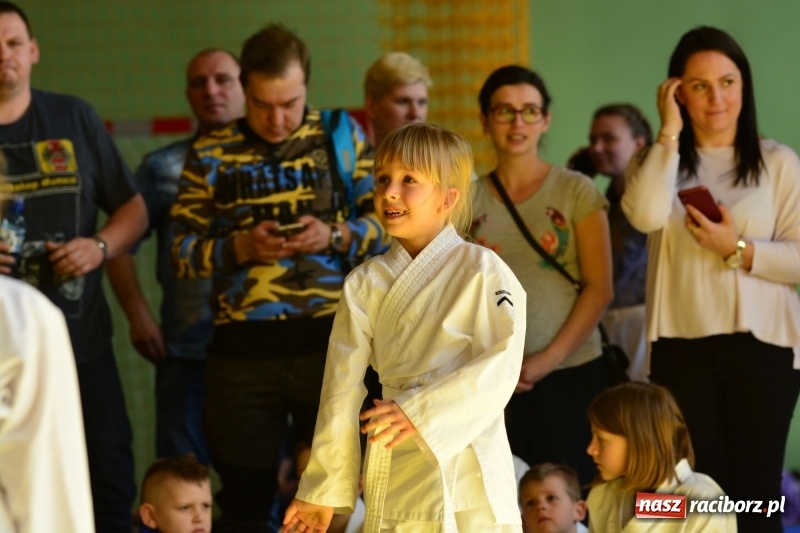 Zdjęcie w galerii na portalu naszraciborz.pl: Ju-Jitsu sportowe królowało dziś w Kuźni Raciborskiej wiadomości z regionu