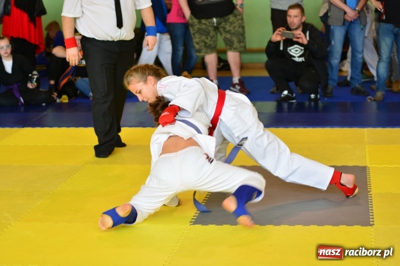 Zdjęcie w galerii na portalu naszraciborz.pl: Ju-Jitsu sportowe królowało dziś w Kuźni Raciborskiej wiadomości z regionu
