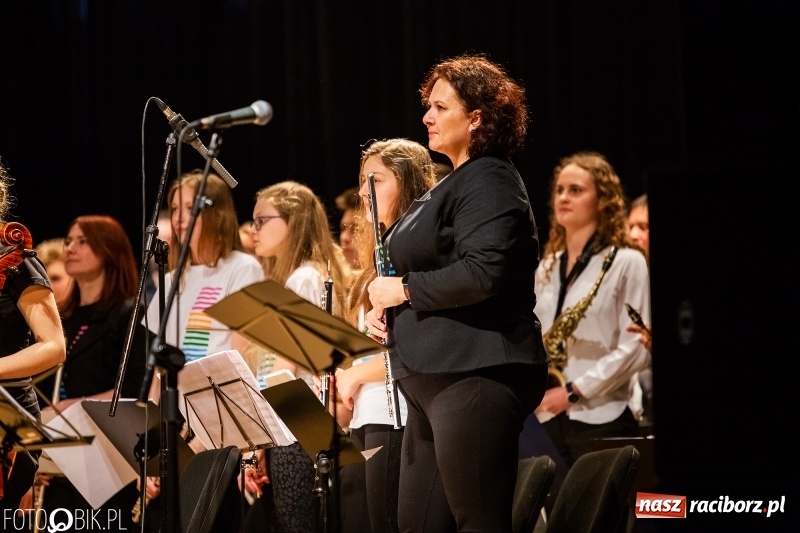 Zdjęcie w galerii na portalu naszraciborz.pl: Na ten koncert w Raciborzu trudno było się dostać [WIDEO]  wiadomości z regionu