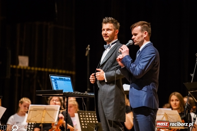 Zdjęcie w galerii na portalu naszraciborz.pl: Na ten koncert w Raciborzu trudno było się dostać [WIDEO]  wiadomości z regionu