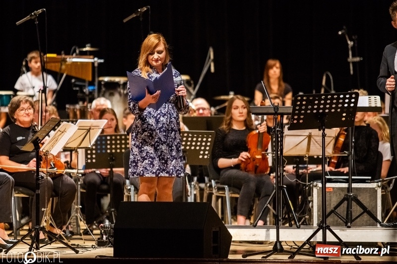 Zdjęcie w galerii na portalu naszraciborz.pl: Na ten koncert w Raciborzu trudno było się dostać [WIDEO]  wiadomości z regionu
