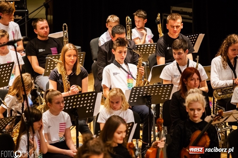 Zdjęcie w galerii na portalu naszraciborz.pl: Na ten koncert w Raciborzu trudno było się dostać [WIDEO]  wiadomości z regionu