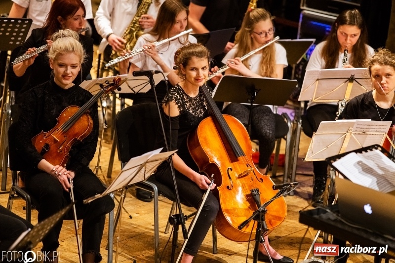 Zdjęcie w galerii na portalu naszraciborz.pl: Na ten koncert w Raciborzu trudno było się dostać [WIDEO]  wiadomości z regionu