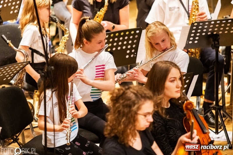 Zdjęcie w galerii na portalu naszraciborz.pl: Na ten koncert w Raciborzu trudno było się dostać [WIDEO]  wiadomości z regionu
