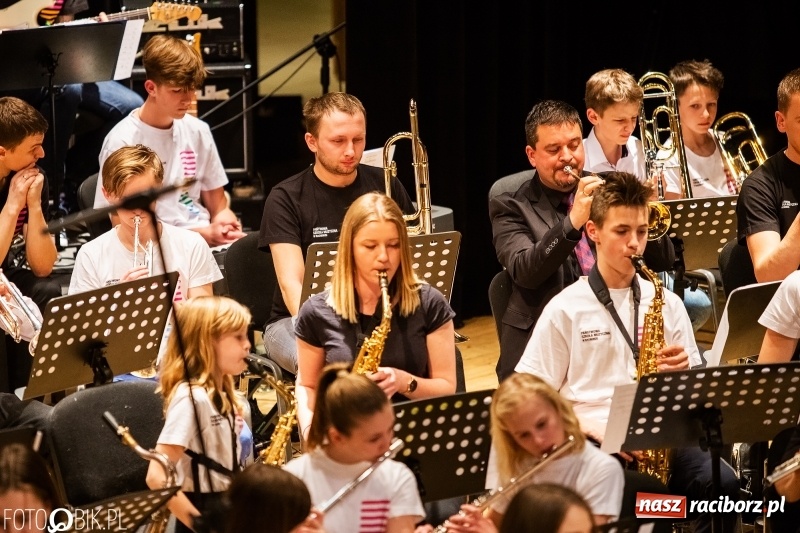 Zdjęcie w galerii na portalu naszraciborz.pl: Na ten koncert w Raciborzu trudno było się dostać [WIDEO]  wiadomości z regionu