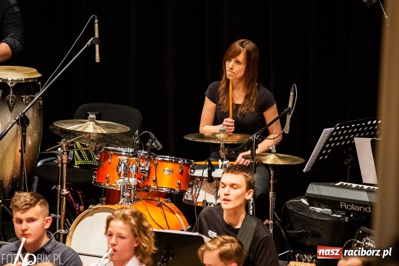 Zdjęcie w galerii na portalu naszraciborz.pl: Na ten koncert w Raciborzu trudno było się dostać [WIDEO]  wiadomości z regionu