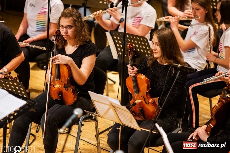 Zdjęcie w galerii na portalu naszraciborz.pl: Na ten koncert w Raciborzu trudno było się dostać [WIDEO]  wiadomości z regionu