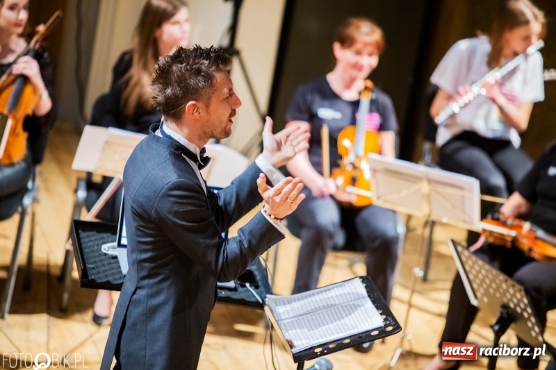 Zdjęcie w galerii na portalu naszraciborz.pl: Na ten koncert w Raciborzu trudno było się dostać [WIDEO]  wiadomości z regionu