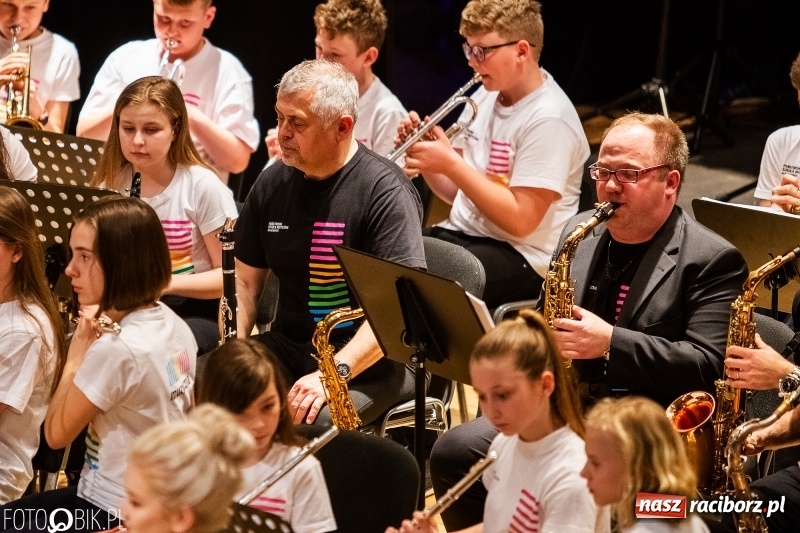 Zdjęcie w galerii na portalu naszraciborz.pl: Na ten koncert w Raciborzu trudno było się dostać [WIDEO]  wiadomości z regionu