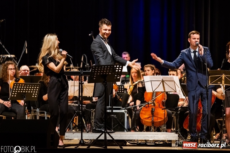 Zdjęcie w galerii na portalu naszraciborz.pl: Na ten koncert w Raciborzu trudno było się dostać [WIDEO]  wiadomości z regionu