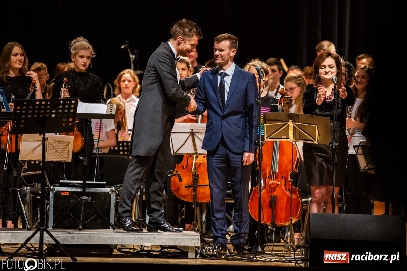 Zdjęcie w galerii na portalu naszraciborz.pl: Na ten koncert w Raciborzu trudno było się dostać [WIDEO]  wiadomości z regionu