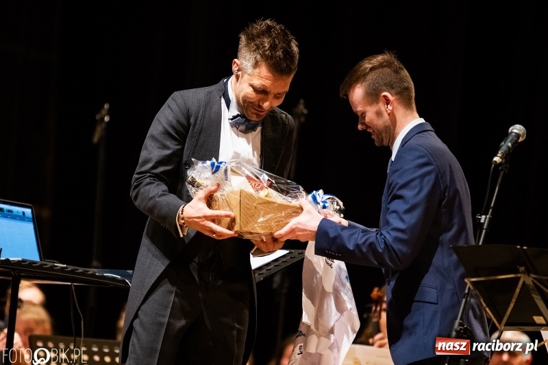 Zdjęcie w galerii na portalu naszraciborz.pl: Na ten koncert w Raciborzu trudno było się dostać [WIDEO]  wiadomości z regionu