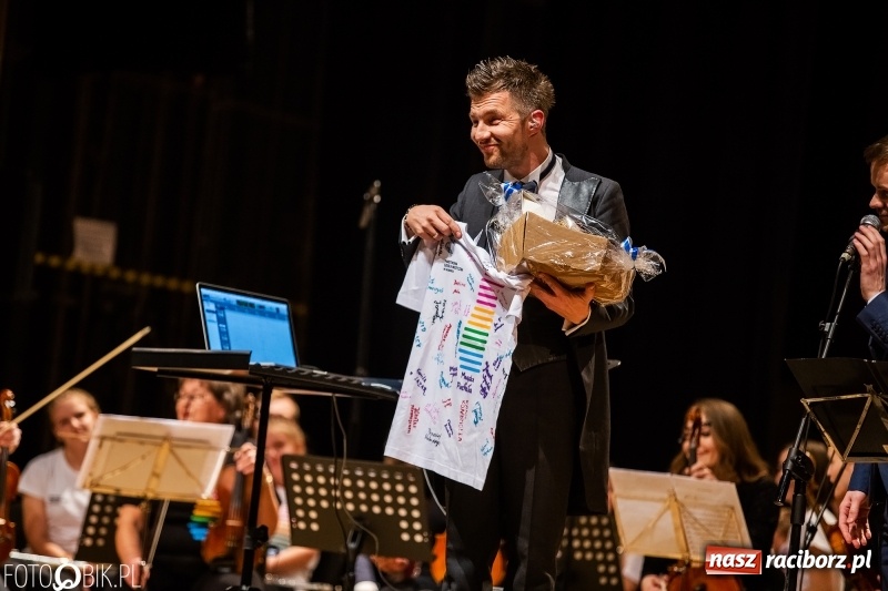 Zdjęcie w galerii na portalu naszraciborz.pl: Na ten koncert w Raciborzu trudno było się dostać [WIDEO]  wiadomości z regionu