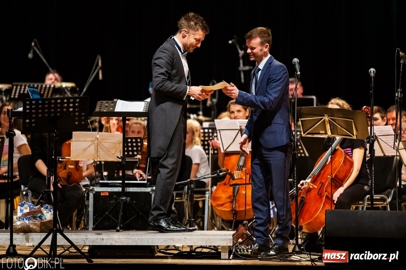 Zdjęcie w galerii na portalu naszraciborz.pl: Na ten koncert w Raciborzu trudno było się dostać [WIDEO]  wiadomości z regionu