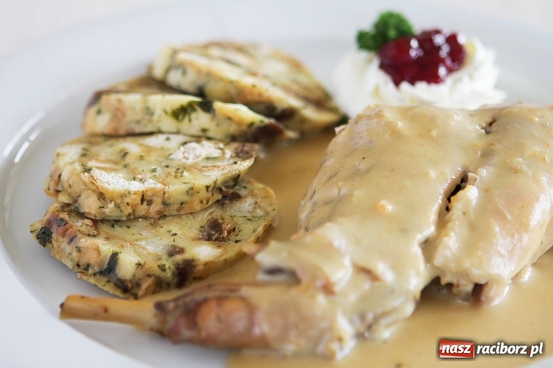 Zdjęcie w galerii na portalu naszraciborz.pl: Festiwal knedlika w restauracji Opavska wiadomości z regionu