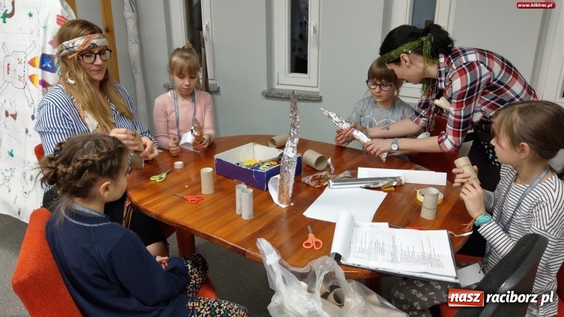 Zdjęcie w galerii na portalu naszraciborz.pl: Ahoj, przygodo! Piracka Noc z Andersenem w bibliotece wiadomości z regionu